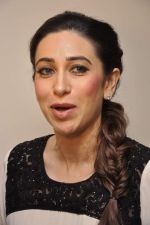 Karisma Kapoor at Driver_s Day event in Trident, Mumbai on 23rd Aug 2013 (39).JPG